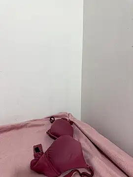 Snapshot of YourSlutBoySl chatting on 10/14/25, 07:53 YourSlutBoySl online show from 10/14/25, 07:53