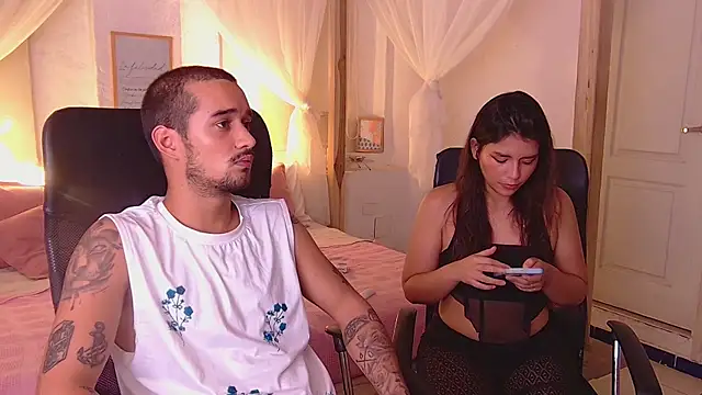 Laila asher online show from 09/21/25, 12:23