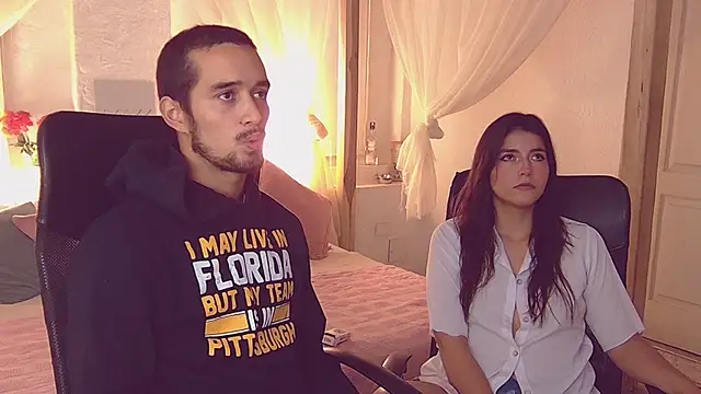 Laila asher online show from 10/18/25, 03:09