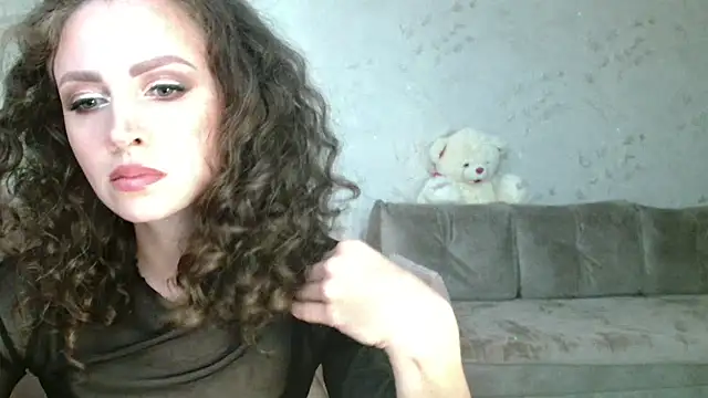 Amber Carrol online show from 05/18/26, 05:30