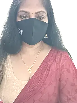 shivani27 online show from 07/04/26, 04:24