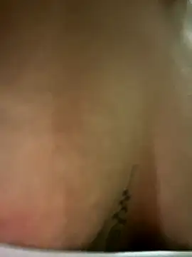 ninfetinha20 online show from 10/07/25, 02:42