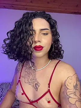 Snapshot of NoahMonroe_11 chatting on 10/31/25, 10:00 NoahMonroe 11 online show from 10/31/25, 10:00