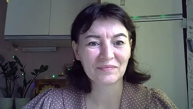 Krystal 82 online show from 09/22/25, 08:16