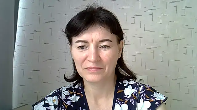 Krystal 82 online show from 09/27/25, 10:09