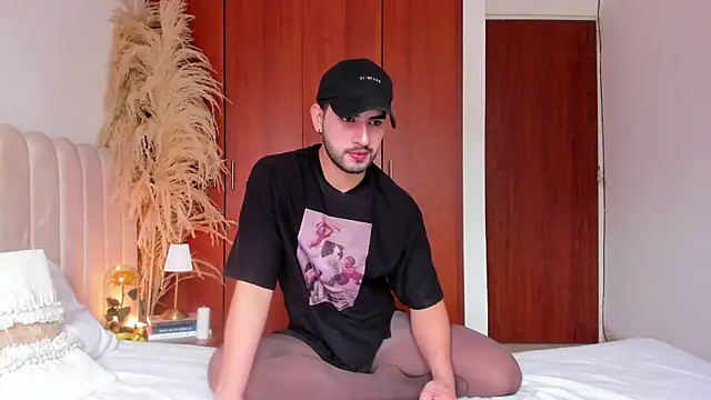 Snapshot of Dark_beauty2 chatting on 09/11/25, 07:47 Dark beauty2 online show from 09/11/25, 07:47