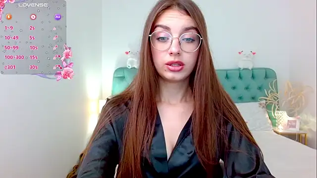 Snapshot of Real_cutie1 chatting on 09/21/25, 08:54 Real cutie1 online show from 09/21/25, 08:54