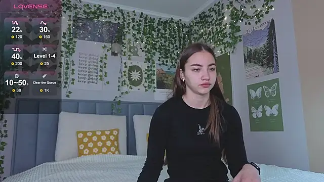 Snapshot of Ashley_Pierce chatting on 09/22/25, 04:03 Ashley Pierce online show from 09/22/25, 04:03