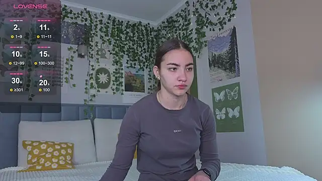 Snapshot of Ashley_Pierce chatting on 09/25/25, 04:05 Ashley Pierce online show from 09/25/25, 04:05