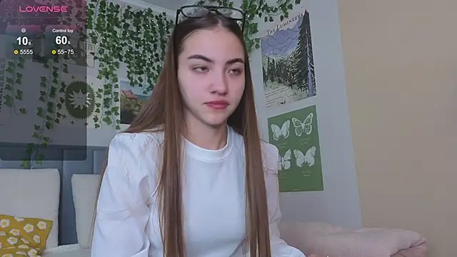 Snapshot of Ashley_Pierce chatting on 09/29/25, 06:13 Ashley Pierce online show from 09/29/25, 06:13