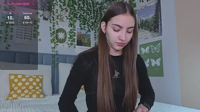 Snapshot of Ashley_Pierce chatting on 10/04/25, 04:10 Ashley Pierce online show from 10/04/25, 04:10