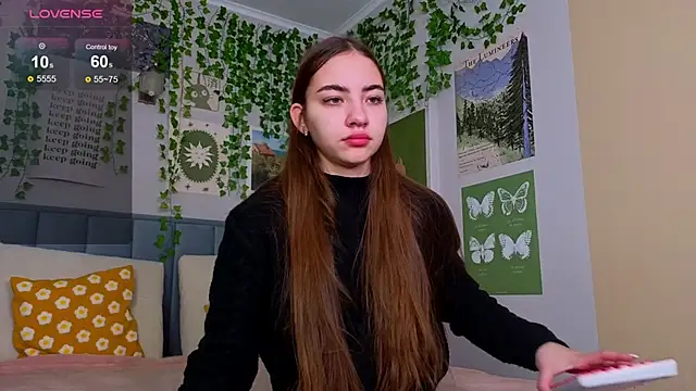 Snapshot of Ashley_Pierce chatting on 10/14/25, 04:13 Ashley Pierce online show from 10/14/25, 04:13