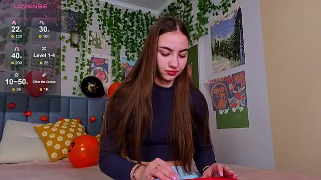 Snapshot of Ashley_Pierce chatting on 10/21/25, 04:13 Ashley Pierce online show from 10/21/25, 04:13