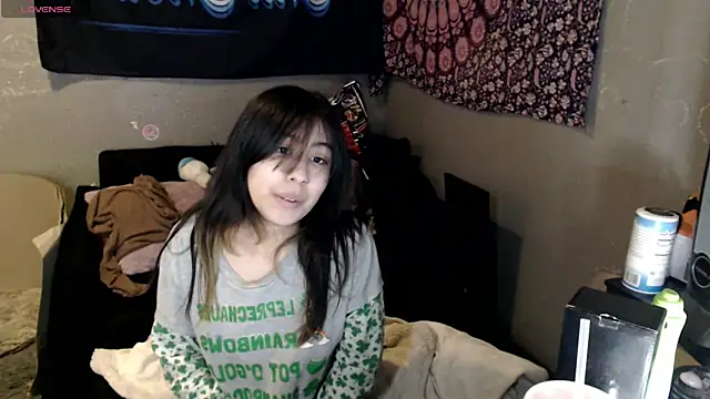 London Ray online show from 11/03/25, 04:03