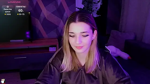 Sandy Belle online show from 10/09/25, 09:13