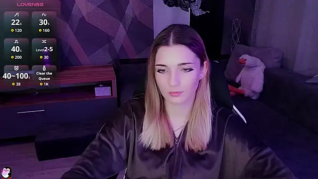 Snapshot of Sandy_Belle chatting on 11/12/25, 07:35 Sandy Belle online show from 11/12/25, 07:35