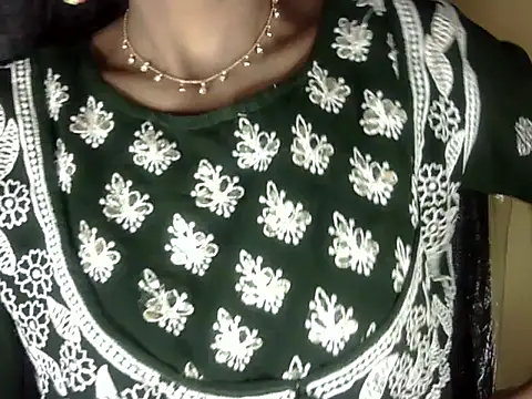 zara Khan0 online show from 09/27/25, 05:18