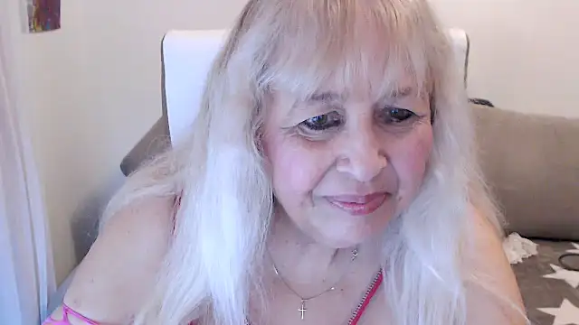 Snapshot of SusiLifeXXX chatting on 09/08/25, 08:08 SusiLifeXXX online show from 09/08/25, 08:08