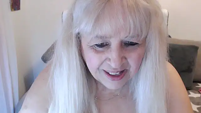 Snapshot of SusiLifeXXX chatting on 09/10/25, 07:25 SusiLifeXXX online show from 09/10/25, 07:25