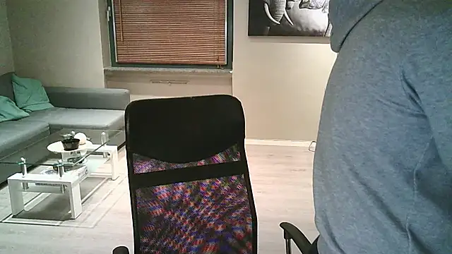 Snapshot of Dartanjanas13 chatting on 11/05/25, 05:24 Dartanjanas13 online show from 11/05/25, 05:24