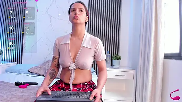 JackAndRosse  online show from 11/17/25, 02:12