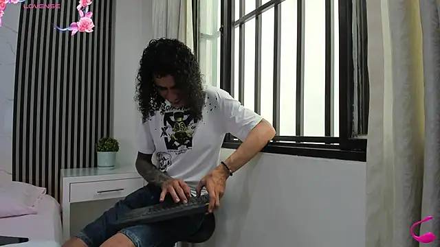 JackAndRosse  online show from 02/03/26, 12:21