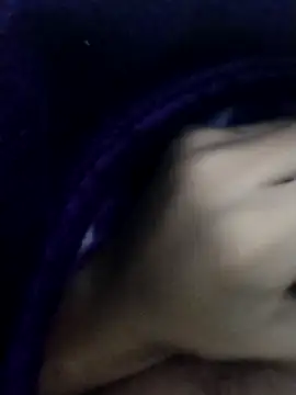 Snapshot of saneer69tew chatting on 12/05/25, 01:14 saneer69tew online show from 12/05/25, 01:14