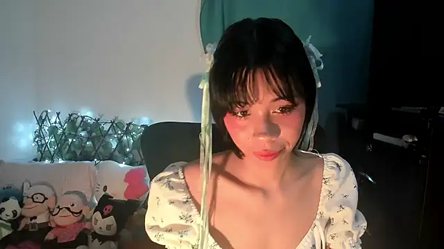 Snapshot of dolliette24 chatting on 09/25/25, 03:10 dolliette24 online show from 09/25/25, 03:10