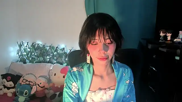 Snapshot of dolliette24 chatting on 09/27/25, 02:27 dolliette24 online show from 09/27/25, 02:27