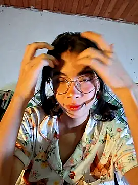 dolliette24 online show from 07/24/26, 10:57
