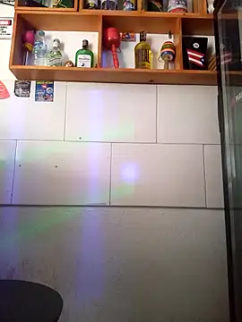 vboli08 online show from 10/28/25, 09:39