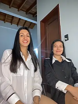 Snapshot of Saloriz_Col chatting on 12/03/25, 02:04 Saloriz Col online show from 12/03/25, 02:04