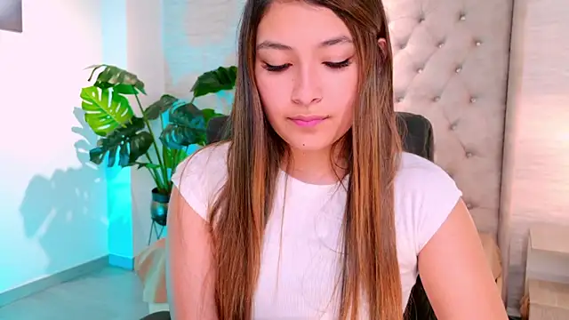 Abrill cute online show from 09/13/25, 02:33