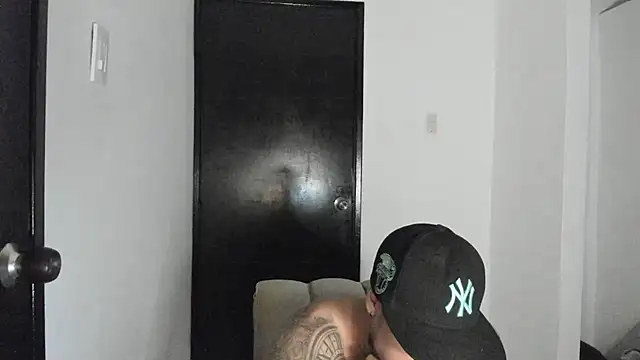 ThiagoLugo online show from 07/30/26, 05:50