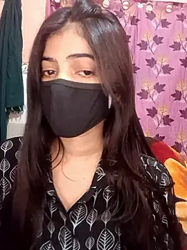 Queen Pooja7 online show from 10/17/25, 12:52