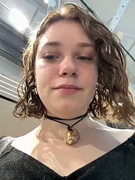 lucy-joy online show from 10/07/25, 10:34