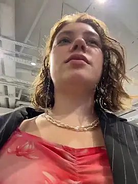 lucy-joy online show from 10/24/25, 10:33