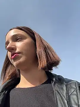 DollyTall online show from 10/06/25, 08:12