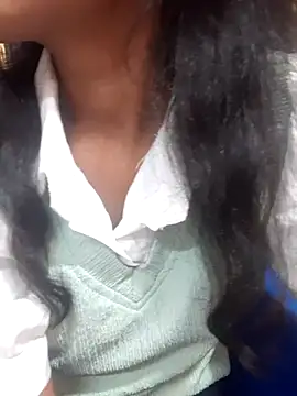 AnkitaDevi online show from 10/18/25, 04:48