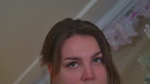 KarenClarks online show from 12/17/25, 07:09