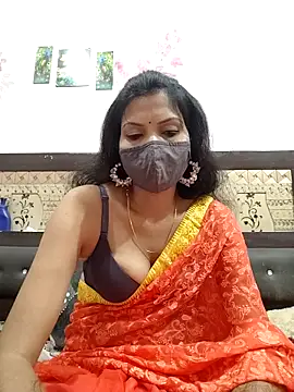 Snapshot of Yourhotsweetgirl chatting on 10/12/25, 04:50 Yourhotsweetgirl online show from 10/12/25, 04:50