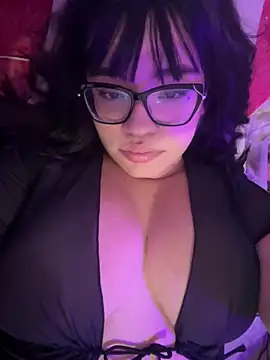Emily Taylor2 online show from 06/07/26, 03:54