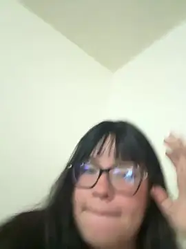 Emily Taylor2 online show from 06/17/26, 02:03