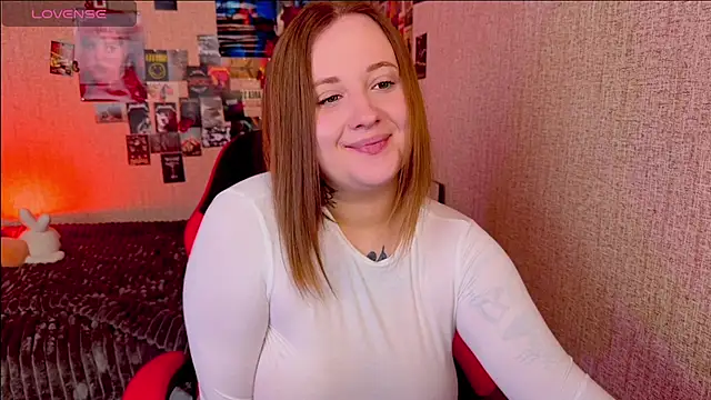 NaomiRey1 online show from 03/29/26, 09:53
