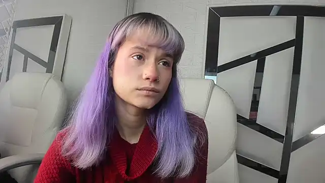 Snapshot of barbieambar chatting on 11/12/25, 01:22 barbieambar online show from 11/12/25, 01:22