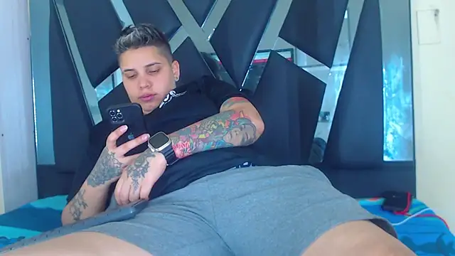 Snapshot of karla_sexy21 chatting on 10/02/25, 04:30 karla sexy21 online show from 10/02/25, 04:30