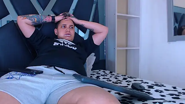 Snapshot of karla_sexy21 chatting on 10/07/25, 04:53 karla sexy21 online show from 10/07/25, 04:53