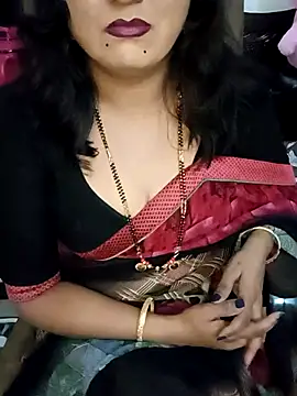Snapshot of Niharika555 chatting on 02/18/26, 03:52 Niharika555 online show from 02/18/26, 03:52
