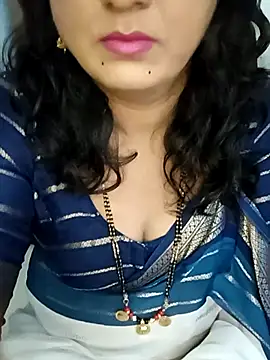 Snapshot of Niharika555 chatting on 03/25/26, 07:14 Niharika555 online show from 03/25/26, 07:14