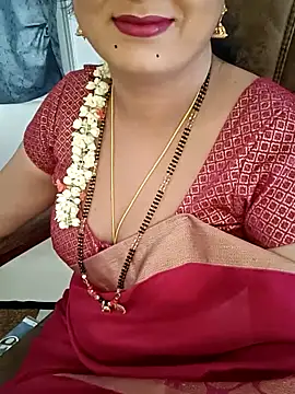 Snapshot of Niharika555 chatting on 04/07/26, 11:10 Niharika555 online show from 04/07/26, 11:10